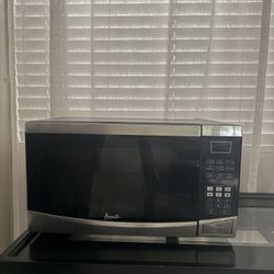 Avanti Microwave