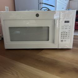 brand new microwave!