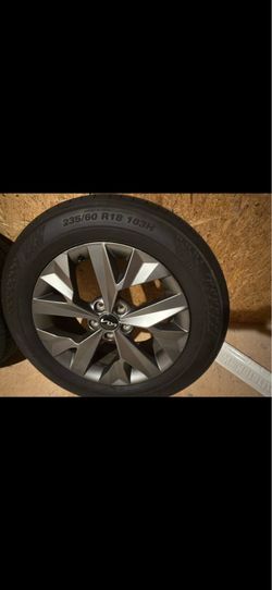 Kia Sportage Factory 18 Inch Rims & Tires
