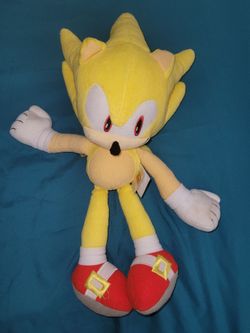 12-inch  Super Sonic plush toy.