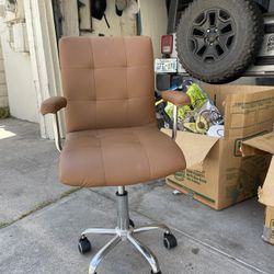 Small desk / vanity chair 