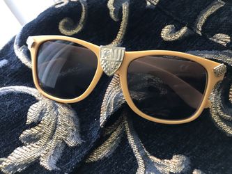 DeMarcus Alexan Crown sunglasses