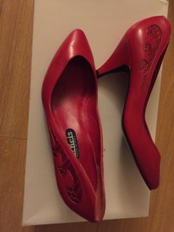 Never Used Red Nickels made in Italy woman’s shoes size 6