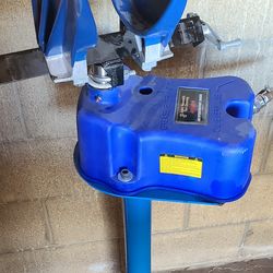 Astro Pneumatic Paint Shaker.