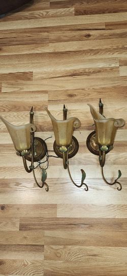 Set of 3 Vintage Quorum International 2006 Italian Wall Sconces Amber Glass