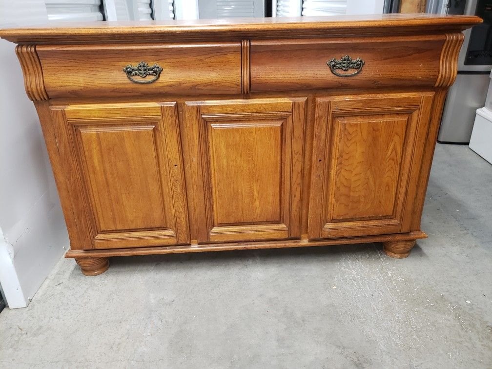 Buffet sideboard server