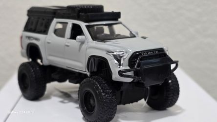 Maisto 2022 Toyota Tundra TRD Pro 4x4 Rebel 1:52 Diecast – Gray