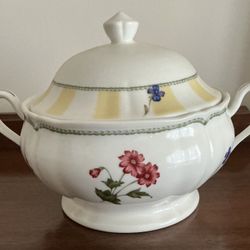 Noritake Summer Estate Round Covered Serving Bowl