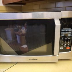 Toshiba Microwave