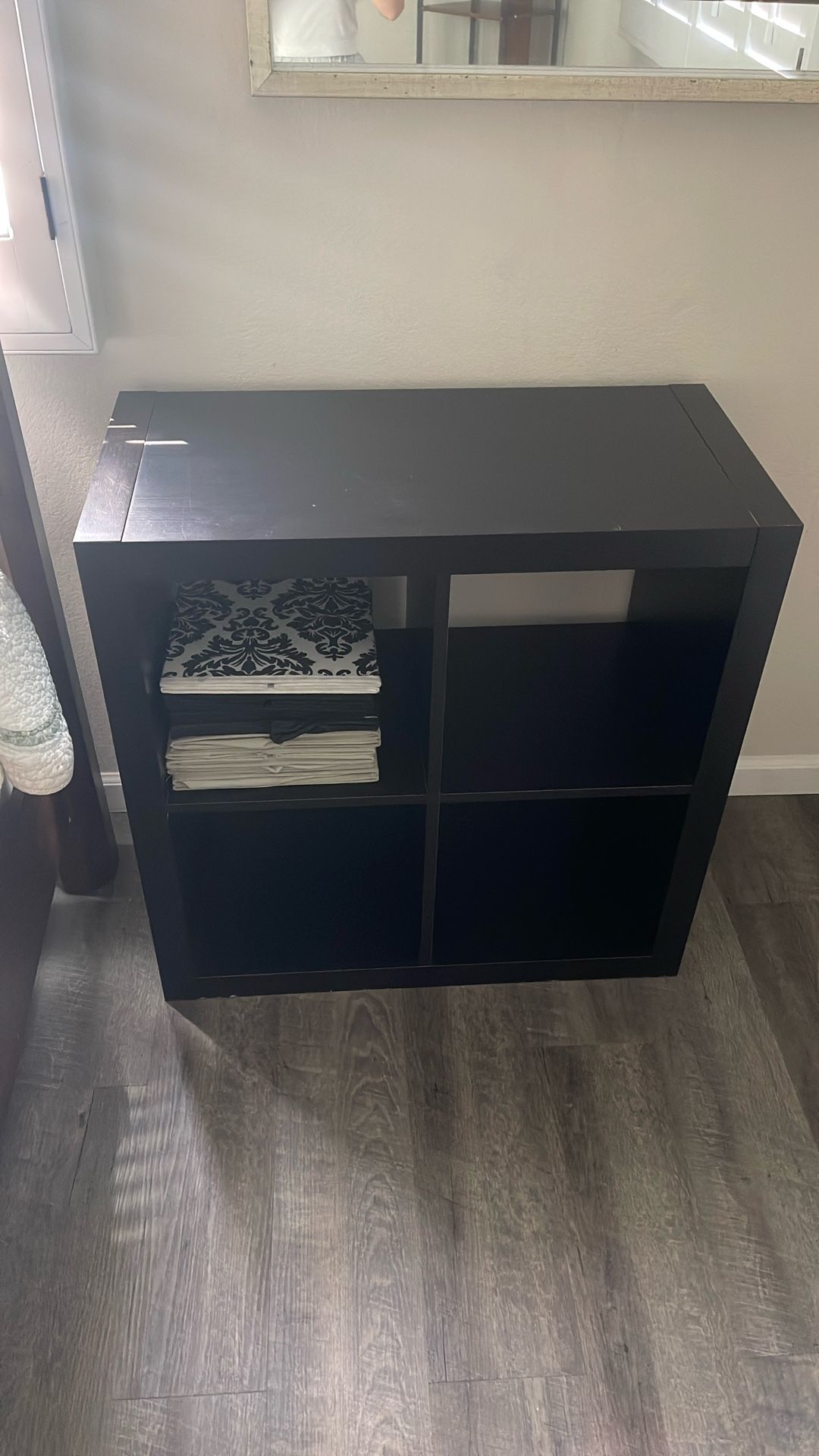 Storage with foldable containers
