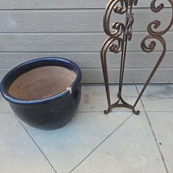 Expensive Iron stand 300 big Cermic blue pot 250