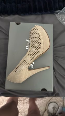 AP Cream Platform Heels