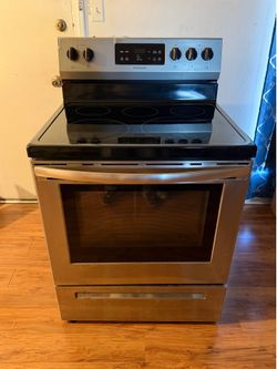 Frigidaire Electric Stove