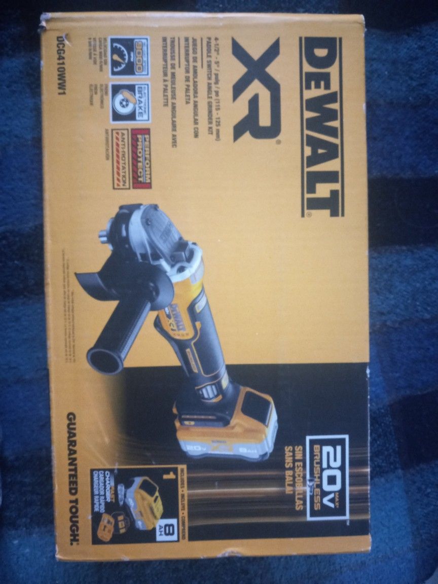 DEWALT
20V MAX Lithium-Ion Cordless 4-1/2 in. - 5 in. Angle Grinder Kit with 8.0 Ah Battery, Charger and Kit Bag