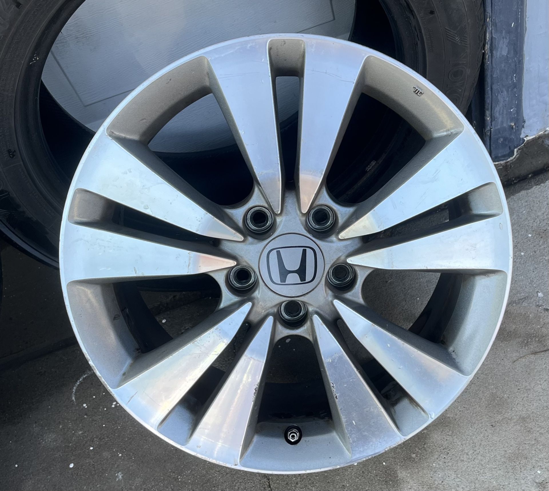 Honda Accord OEM Rims & Tires 255/55/R17