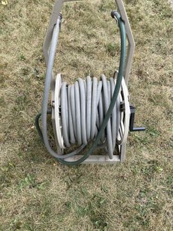Hose Reel and Garden Hose – 110 feet