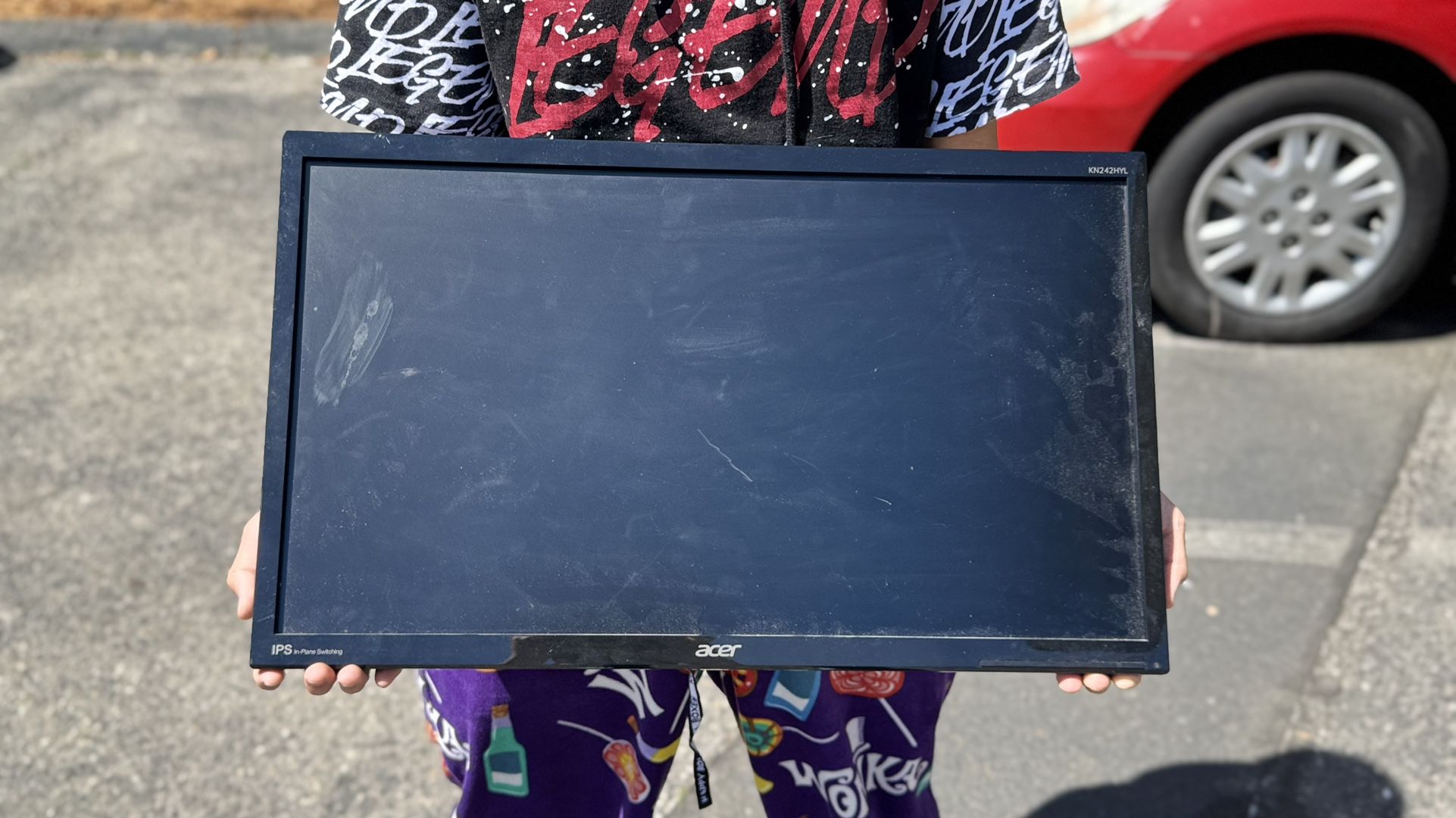 Small Monitor (Untested And No Cables)