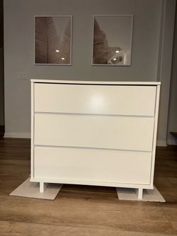 3-Drawer Dresser