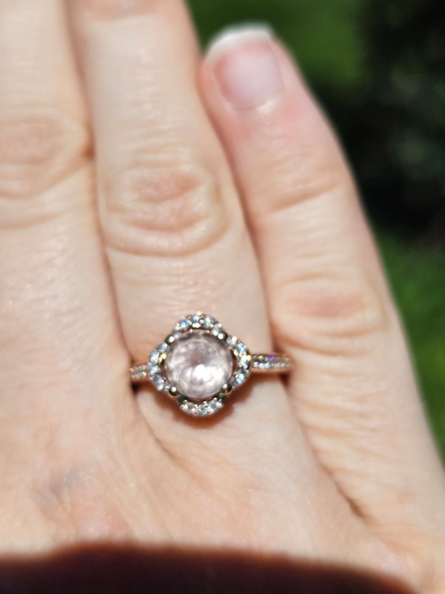 Womens Size 5.5 Moissanite and Rose Gold Ring