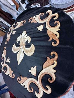 Oval Area Rug Black Fleur-de-Lis Design