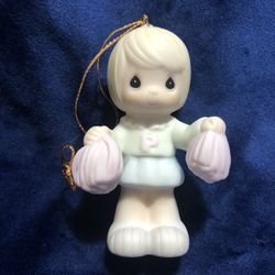 Precious Moments “Cheers to the Leader” 1988 Ornament