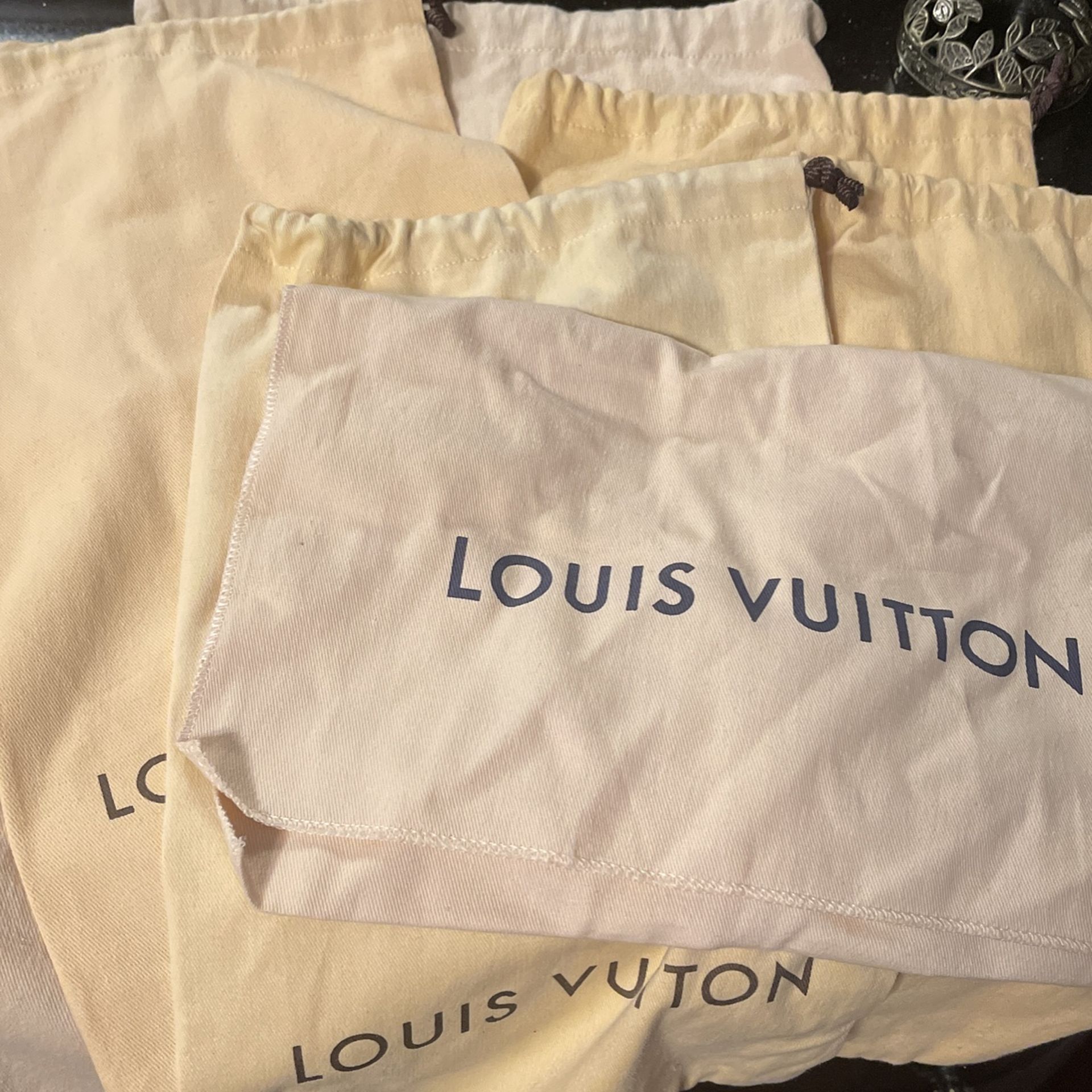 Louis Vuitton Small Medium Dust bags And Boxes