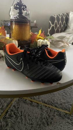 nike soccer/foorball cleats