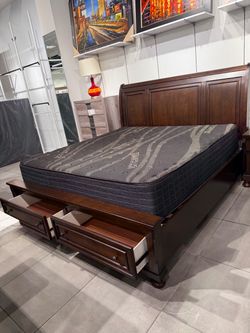 4pc Queen Bedroom Set 🔥🔥🔥