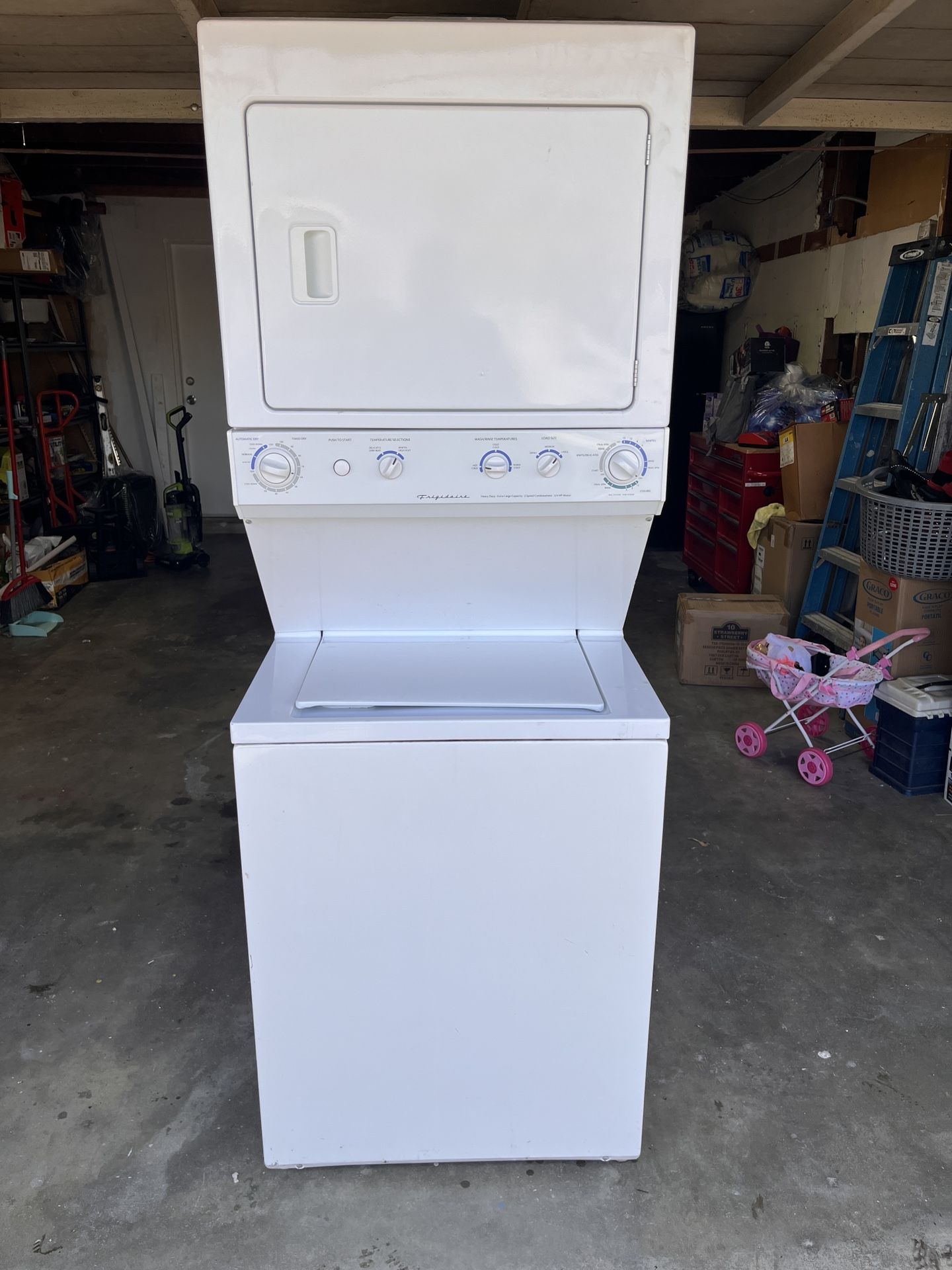 Frigidaire Electric Washer/Dryer Laundry Center. STACKABLE WASHER DRYER COMBO.