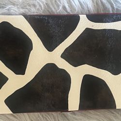 Hard Case Giraffe Print Wallet 