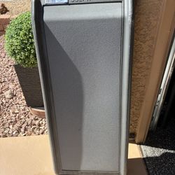  Solvit Half Ramp II (Model 62306). It is a lightweight, one-piece pet ramp designed to help dogs reach intermediate heights like minivans, SUVs, couc