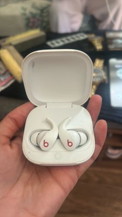Beats fit pro