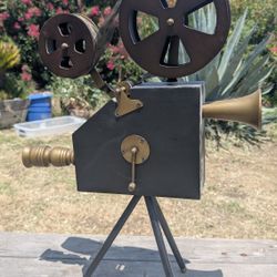 28" Vintage-Style Tripod Movie Projector Prop – Retro Film Decor Piece

