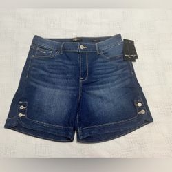 Nine West shorts Size 10
