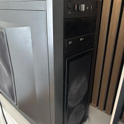 AMD FX(tm)-8320 desktop computer includes what’s listed in a description no OS or drives