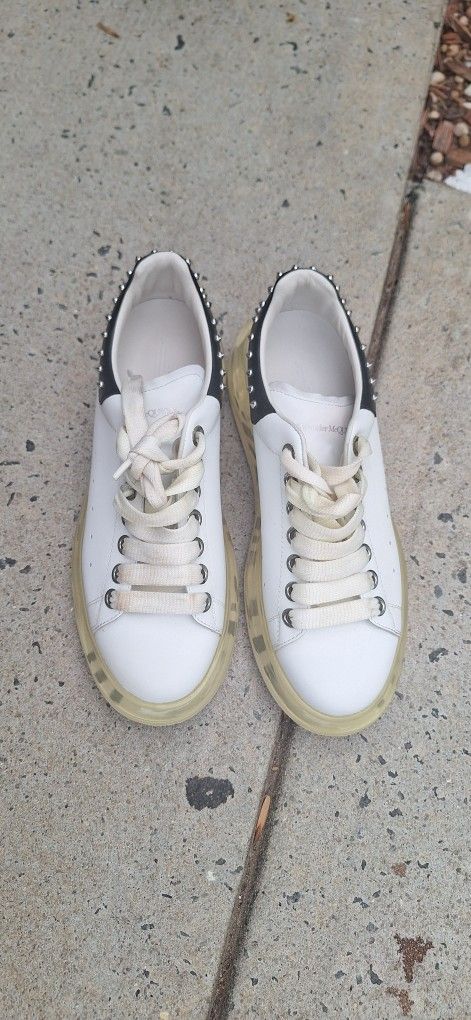 Alexander McQueen Size 39c