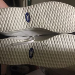 Womens Tennis Shoes