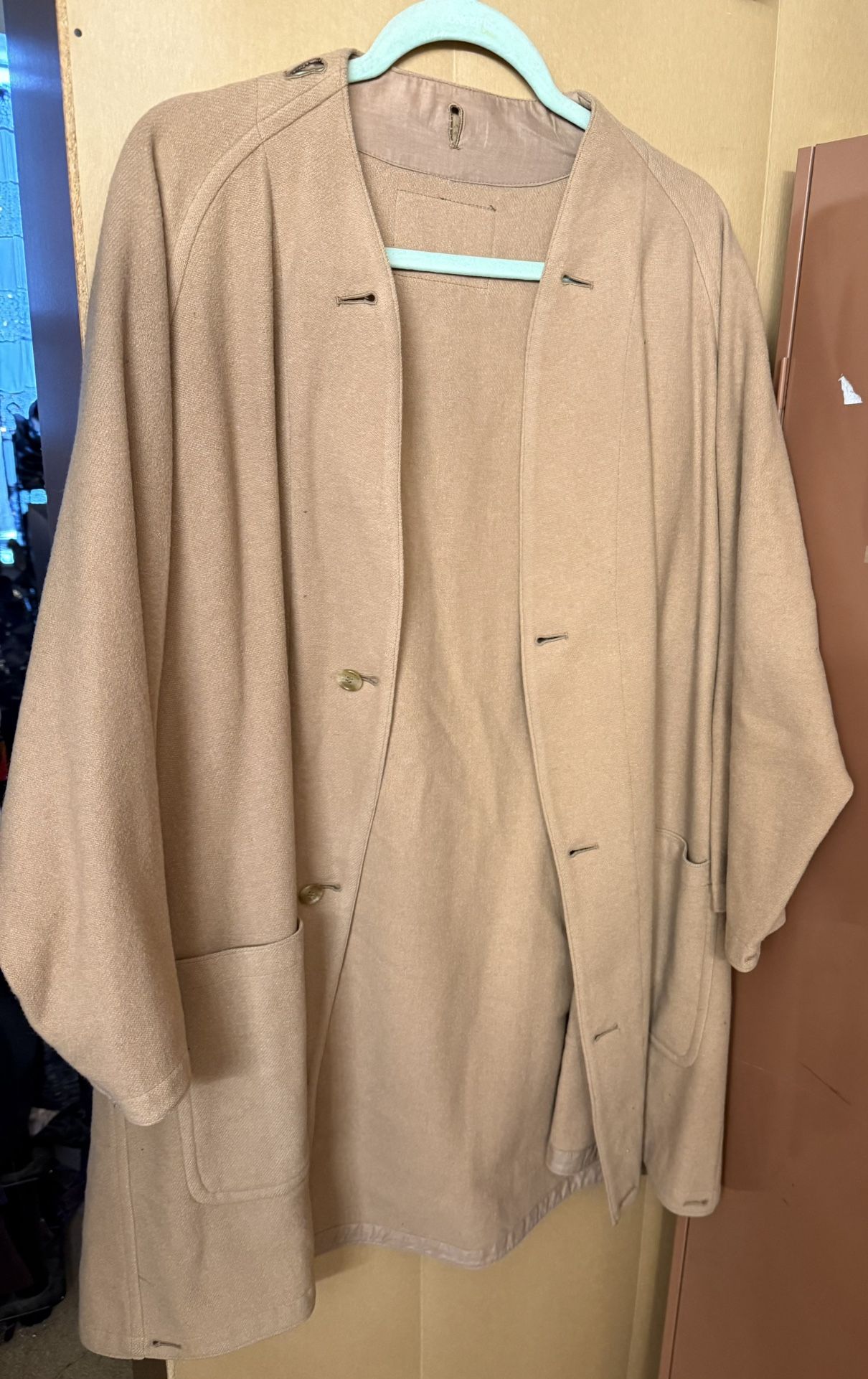 BURBERRY London England 100% wool 48 Short Coat VTG