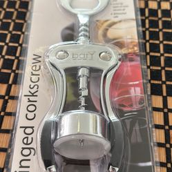 ELEGANT WINE OPENER AND EASY TO USE IT