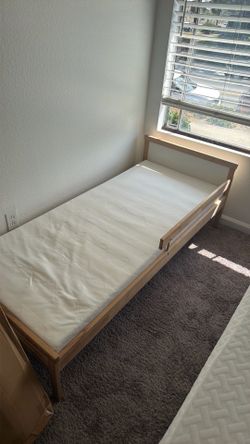 Toddler bed and mattress