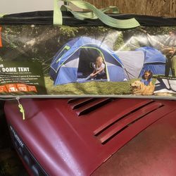 Brand New 8 Person Tent 