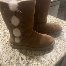 Koolaburra By Ugg Woman Size 10 