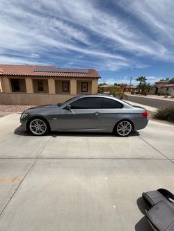 2011 BMW 335i-low mileage-M Sport package