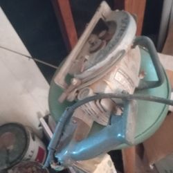 Skill saw Worm Drive Excellent Condition 