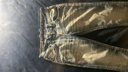 Size 32 rock revival