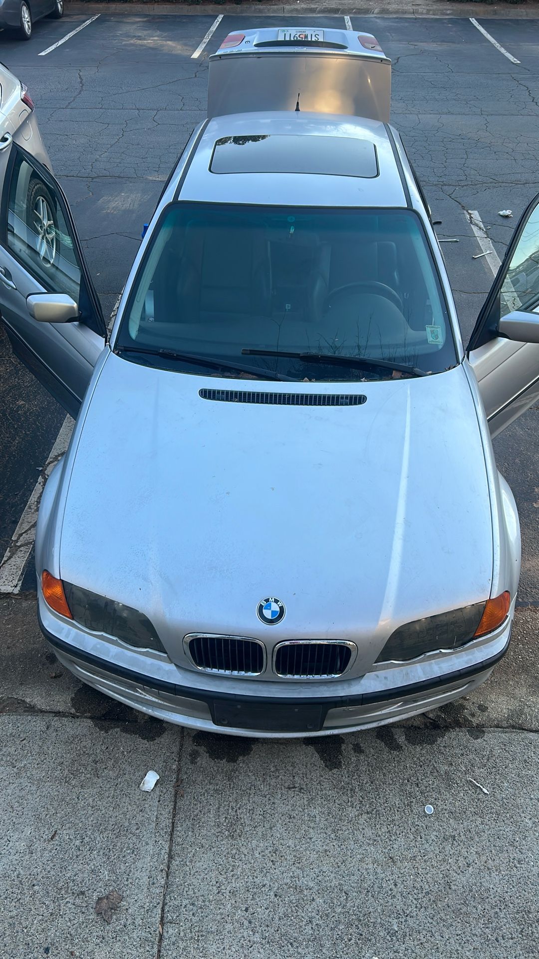 2000 BMW 323i