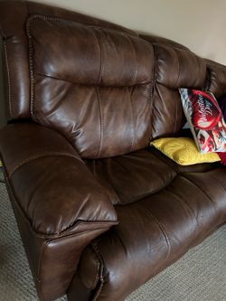 3 seater recliner powered