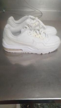 Nike Air Max 8.5