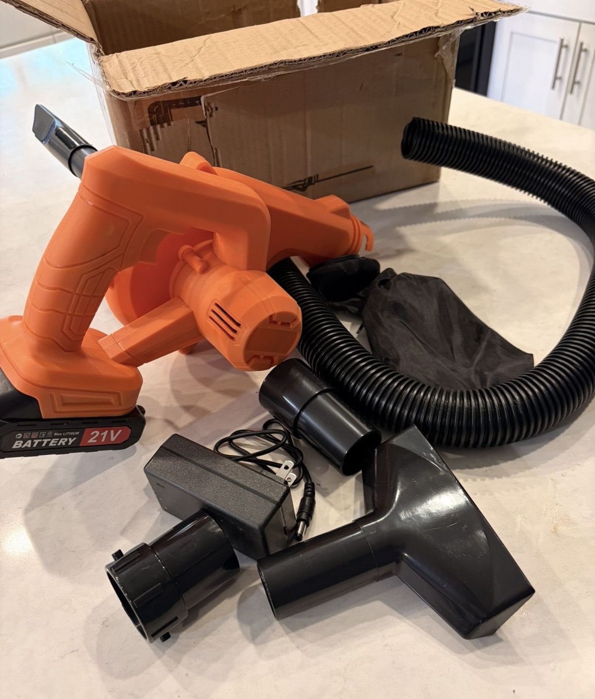Leaf Blower Cordless, Electric Leaf Blower Cordless with Battery and Charger, 21V Handheld Electric Leaf Blower, 150CFM 130MPH Lightweight Leaf Blower