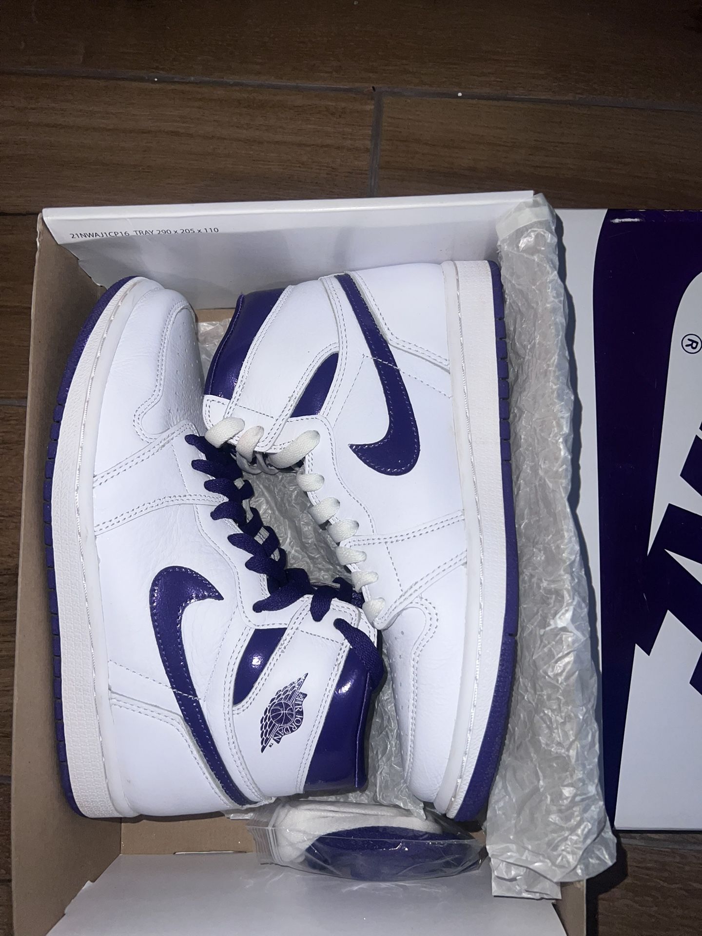 Women’s Air Jordan OG